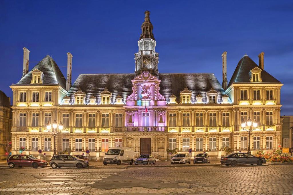 Charmant studio proche gare centre, centre ville et lycée Roosevelt Reims Exterior foto